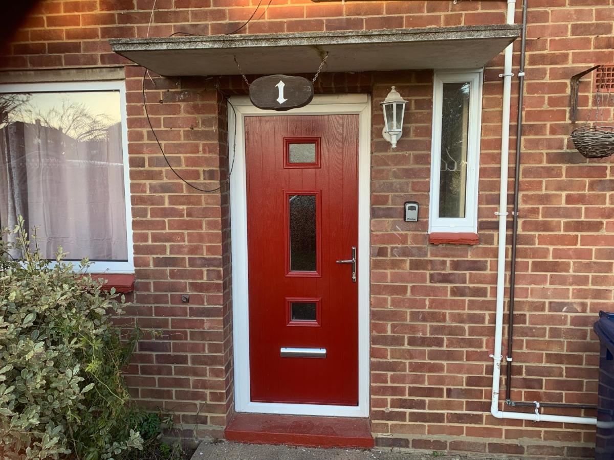 St Ives, King Bed Cosy Home, Parking, Fast Wi Fi St Ives  Eksteriør bilde