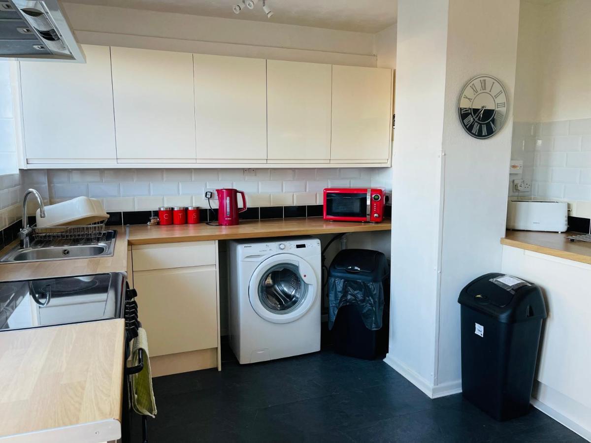 St Ives, King Bed Cosy Home, Parking, Fast Wi Fi St Ives  Eksteriør bilde